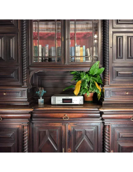 (DEMO) Marantz CD60 - Silver/Gold