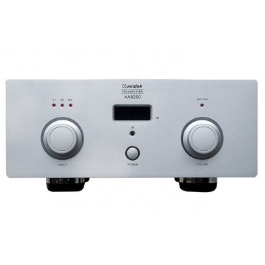 XINDAK XA8250MKII PREAMPLIFICATORE INTEGRATO