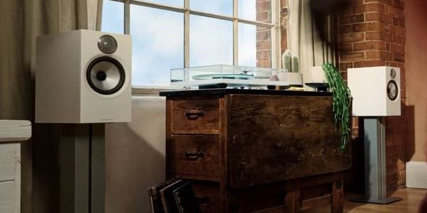 Bowers_&_Wilkins_606_S3.JPG