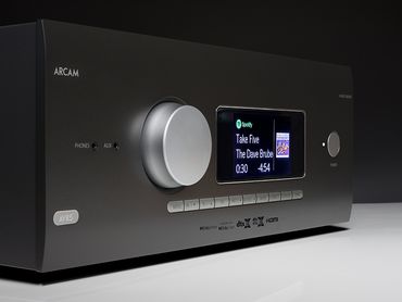 arcam_Avr5_sintoamplificatore_av.jpg