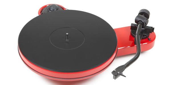pro-ject_rpm_3_carbon_red.jpg
