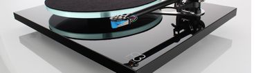 rega planar 3 nero