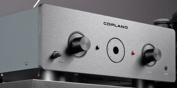 Copland CSA150 amplificatore integrato ibrido 2x150W con dac