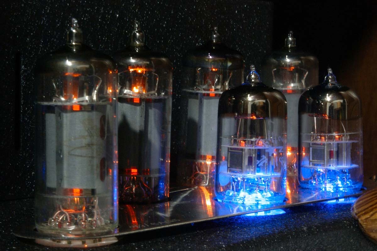 Amplificatori Hi-Fi valvolari: il confronto tra modelli per audiofili