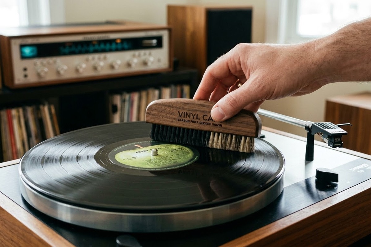 Come si usa la spazzola per giradischi: come sceglierla e usarla